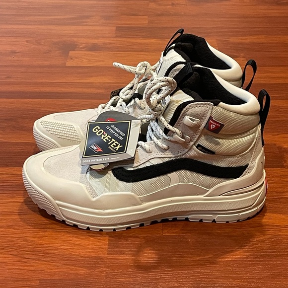 Vans Ultrarange EXO High MTE-2 x Gore Tex ‘Cream Black’ (size mens 6/wmns 7.5) - Picture 3 of 12